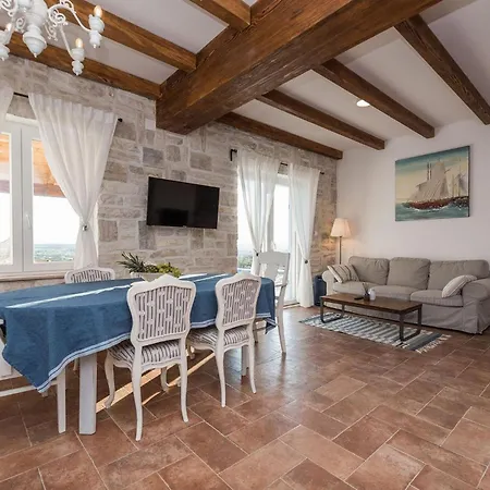 Mariva Carro D'oro 別荘